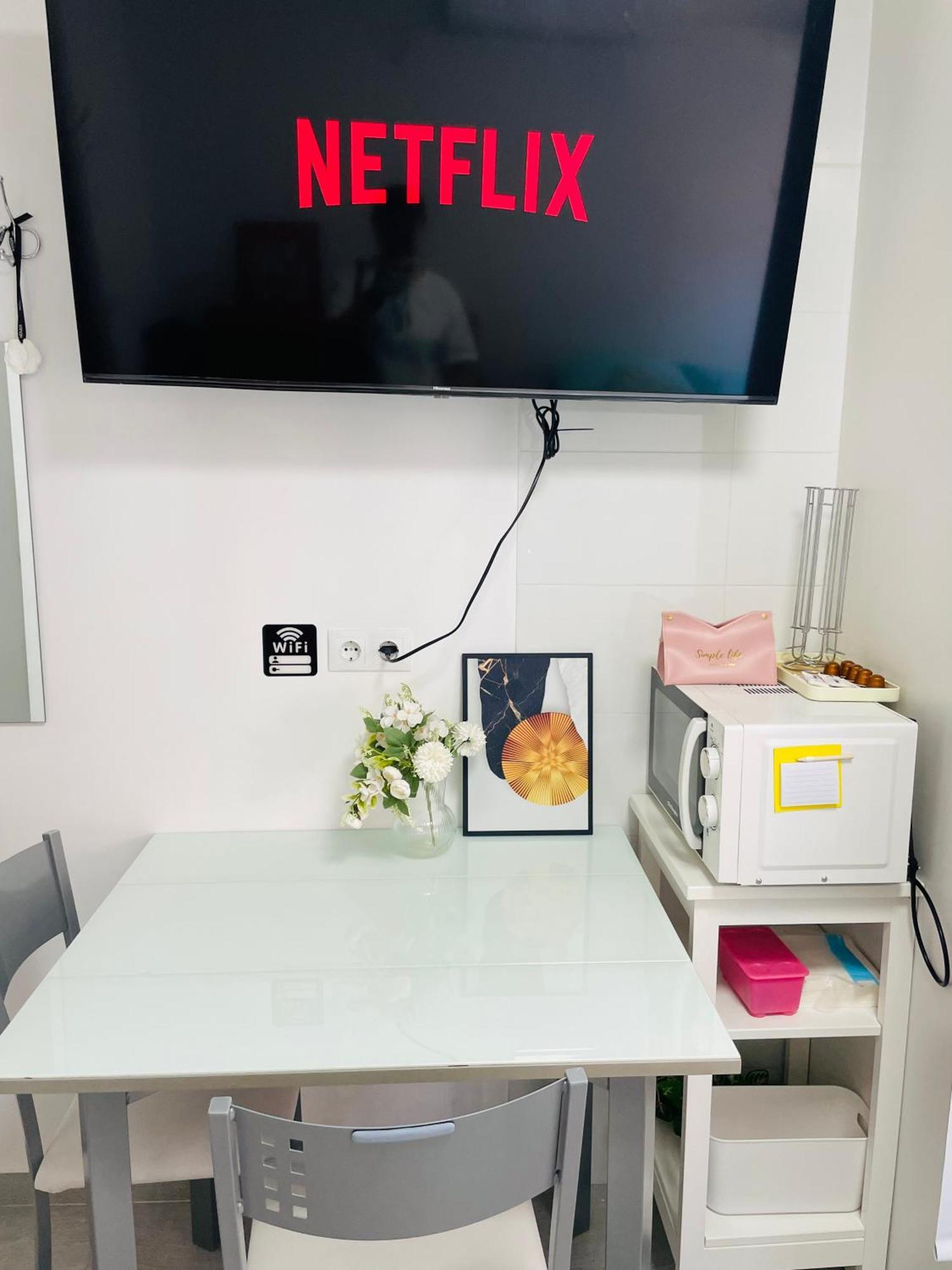 Appartamento Acogedor Apartamento Usera Madrid Esterno foto