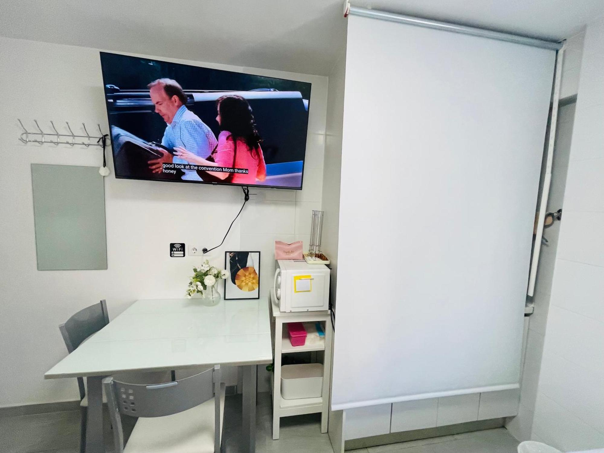 Appartamento Acogedor Apartamento Usera Madrid Esterno foto